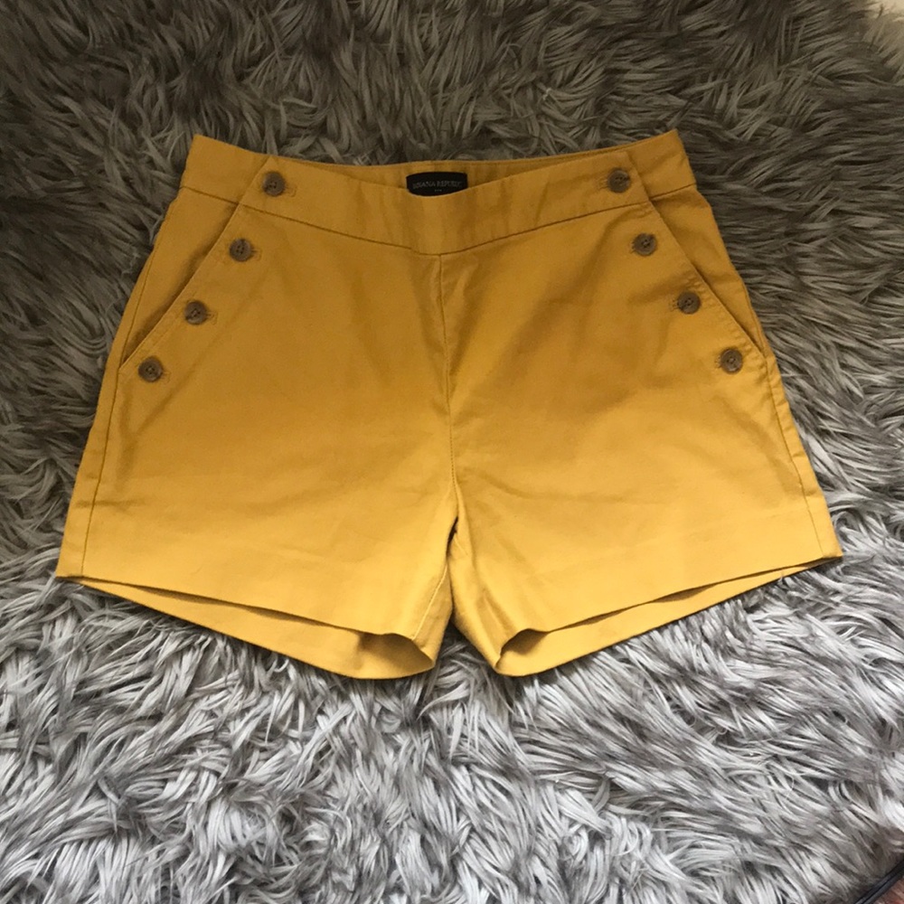 BR Shorts